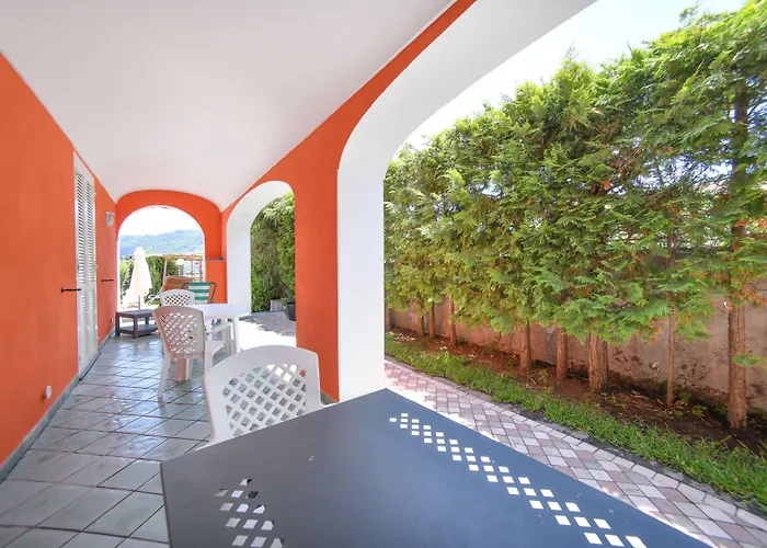 Stefania Barano dʼIschia