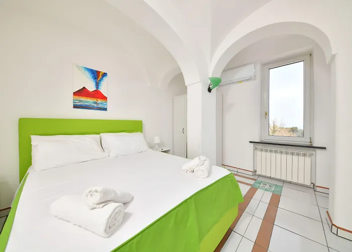 Stefania Pensión 4*