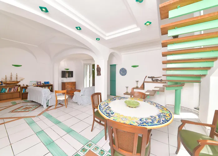 Stefania Pensión Barano dʼIschia